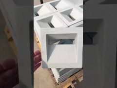 Açık renkli beyaz çimento dekoratif duvar blokları