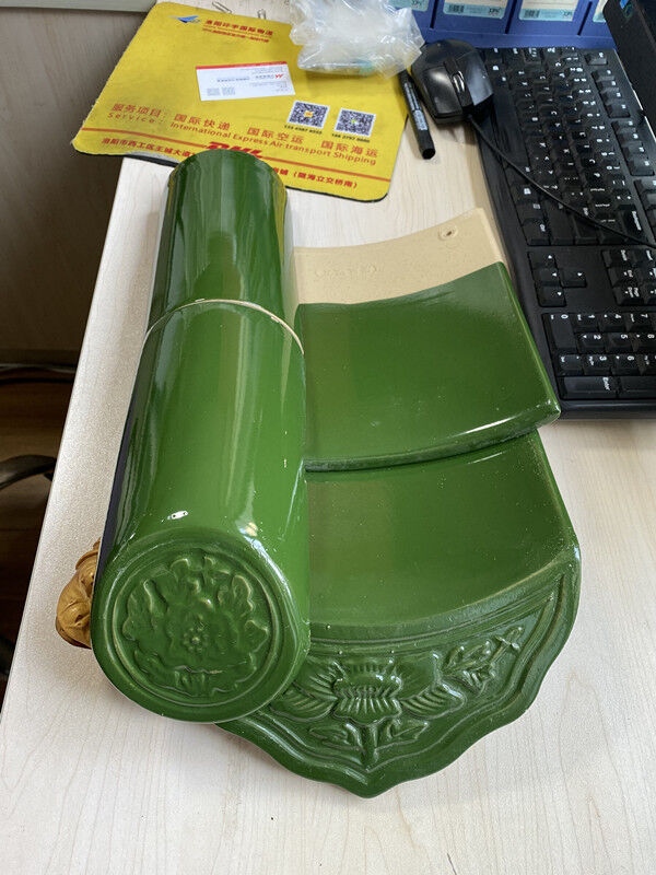 Ahşap Çerçeve Çin Tarzı Pavilyon Yeşil Sırlı Çini Retro Ahşap Doku Avlu Peyzaj Gazebo Balkon Doğal Dekor için