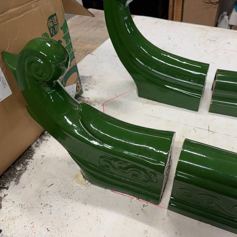 Ahşap Çerçeve Çin Tarzı Pavilyon Yeşil Sırlı Çini Retro Ahşap Doku Avlu Peyzaj Gazebo Balkon Doğal Dekor için